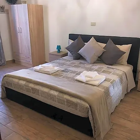 Bed & Breakfast Cascina Angela 3*